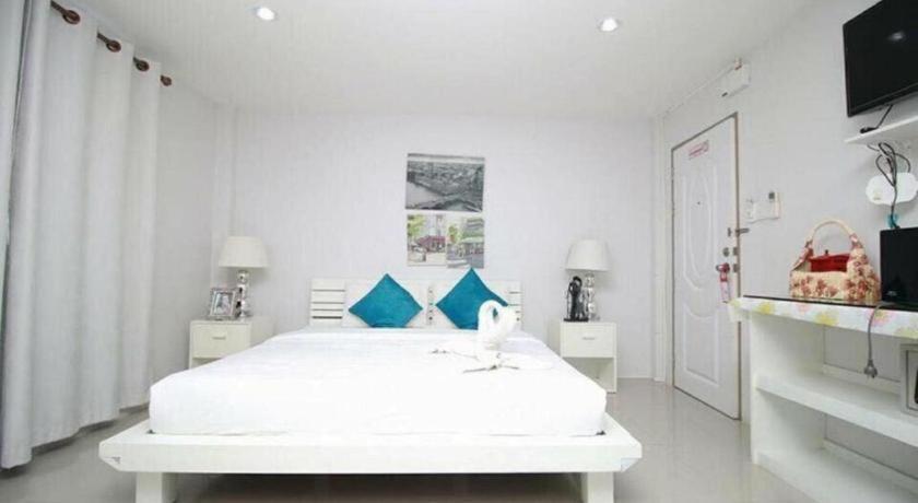 Chic Hotel Suratthani Сурат Тхани Екстериор снимка